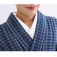 画像をギャラリービューアに読み込む, 洗える着物 阿波しじら【濃藍に格子縞】 No,104 女性用 13m しじら織 反物 夏着物 単衣着物 ゆかた 木綿 フルオーダー お仕立て 普段着 湯通し済み 着付け 着物 浴衣 和装 レディース 家庭洗濯可 紺 ネイビー