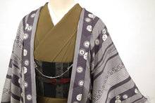 画像をギャラリービューアに読み込む, 新品 羽織 変り縞にお野菜の丸文 カジュアル 紫鼠色 地紋入 正絹着物上 きもの 和装 CP3-8