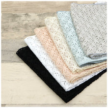 画像をギャラリービューアに読み込む, 七宝レース半衿 カラー無地 全6色 和柄 日本製 ホワイト アイボリー ピンクベージュ グレー ブルー ブラック 大人 かわいい おしゃれ 小紋 春夏秋冬 着付け レース 半襟 和装小物