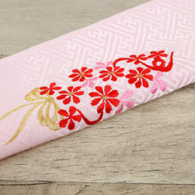 画像をギャラリービューアに読み込む, 【 選べる! こども用 刺繍半衿 】七五三 子供 半衿 ホワイト ピンク 刺繍半衿 女の子 キッズ かわいい 花柄 手毬 ポリエステル 紗綾型 白 子供用 和装小物【IT】