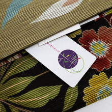 画像をギャラリービューアに読み込む, 【新品】『召しませ花』半幅帯 リバーシブル いちご泥棒×花唐草ライン 黒 カジュアル きもの 和装 BB10-4