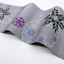 画像をギャラリービューアに読み込む, 【新品】『召しませ花』半幅帯 リバーシブル 雪花×レース柄 灰藤 カジュアル きもの 和装 BP10-5