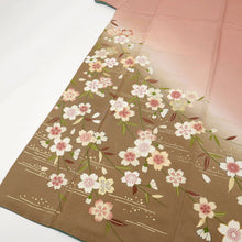 画像をギャラリービューアに読み込む, 【中古】訪問着+襦袢セット『花井幸子』彩り揺れる桜模様 フォーマル 略礼装 ピンク 身丈159.5cm 裄丈66.5cm 袷正絹着物 HC2-37