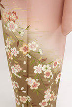 画像をギャラリービューアに読み込む, 【中古】訪問着+襦袢セット『花井幸子』彩り揺れる桜模様 フォーマル 略礼装 ピンク 身丈159.5cm 裄丈66.5cm 袷正絹着物 HC2-37