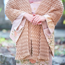 画像をギャラリービューアに読み込む, ワッフルショール 全9色 大判 ショール ストール 中国製 ヘリンボーン プリーツ 和装 洋装 着物 小紋 訪問着 着付け 羽織 着物コート 着物防寒 冬用 毛皮 着物ショール 道中着 ポンチョ 和装小物 プレゼント 誕生日 敬老 クリスマス