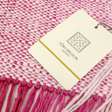 画像をギャラリービューアに読み込む, 真綿まとうショール 『多色』 老舗ブランド 奥順謹製 結城紬 高級 大判 ショール ストール 絹100% 和装 洋装 着物 小紋 訪問着 着付け 羽織 着物コート 着物防寒 春 夏 秋 冬 通年 毛皮 着物ショール 道中着 ポンチョ 和装小物 プレゼント 誕生日 敬老 クリスマス 【IT】K23-65