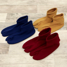 画像をギャラリービューアに読み込む, キッズ カラーストレッチ足袋 全6色 男女兼用 13~20cm 履きやすい ソックスタイプ レッド ピンク パープル ブルー マスタード ストレッチ こども 靴下 草履 ボーイ ガール たび 着物 七五三 ひな祭り こどもの日 お正月 和装小物【KJ】K24-41