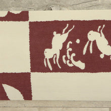 画像をギャラリービューアに読み込む, 【新品】 半幅帯 『ひでや工房』 四季花市松柄 ウサギ アイボリー 小豆色 褐色 長さ400cm 帯巾16cm 綿100% リバーシブル 半巾帯