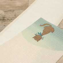 画像をギャラリービューアに読み込む, 【新品】 半幅帯 『おび工房』手織細帯 ネコ ホワイト 長さ400cm 帯巾17.5cm 正絹 半巾帯 K24-59