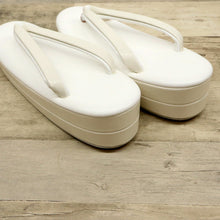 画像をギャラリービューアに読み込む, 《在庫限り》大原商店 草履 全5色 M&Lサイズ フリーサイズ 23.0~24.5cm シンプル 洒落草履 レディース ホワイト アイボリー パープル ピンク ピンクベージュ 合皮 おしゃれ モダン パールカラー ワンサイズ ぞうり 女性 女物 和服履物 小紋 紬 着物 和装小物 k24-66