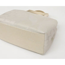 画像をギャラリービューアに読み込む, 【和装トートバッグ 大輪フラワー柄 幅広タイプ】 全4色 老舗 井登美 京都 フォーマル かばん モダン マチ大きめ 日本製 上品 ホワイト ブラック レッド 着物 お稽古 卒業式 入学式 結婚式 サブバッグ バック 手提げ 着付け道具 和装小物