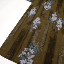 画像をギャラリービューアに読み込む, 【中古】長尺 洗える夏着物『コムサデモード』掠れ縞に竜胆の花 カジュアル 茶 身丈168.5cm 裄丈63cm 和装 化繊着物 KC6-30