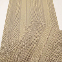 画像をギャラリービューアに読み込む, 【中古】本場筑前秋月 博多帯『小森久』幾何学 本草木染 カジュアル 白茶 長さ416.5cm 帯巾31cm 正絹着物 NY3-1