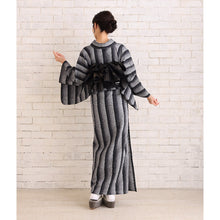 画像をギャラリービューアに読み込む, 洗える着物 阿波しじら 【源氏鼠の濃淡鰹縞】 13m 女性用 しじら織 反物 夏着物 単衣着物 ゆかた 木綿 フルオーダー お仕立て 普段着 湯通し済み 着付け 着物 浴衣 和装 レディース 家庭洗濯可 No,A8
