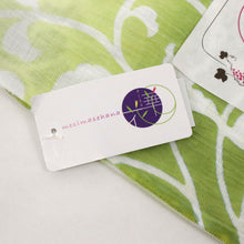 画像をギャラリービューアに読み込む, 【新品】 反物 『召しませ華』綿麻『近江ちぢみ』花唐草 カジュアル ピスタチオ 黄緑 グリーン 麻85% 綿15% 長さ12.5cm 反巾39cm 日本製 夏着物 きもの 和装 反24-21