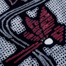 画像をギャラリービューアに読み込む, 手しぼり 浴衣反物 曲線に舞蝶花模様 紺ネイビー 木綿 長さ12m 反巾36cm カジュアル お仕立可 夏着物 反24-284