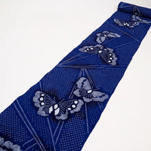 画像をギャラリービューアに読み込む, 【古反】しぼり 浴衣反物 蝶の舞模様 紺色 カジュアル お仕立て可 木綿 夏着物 反24-60