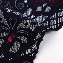 画像をギャラリービューアに読み込む, 手しぼり 浴衣反物 蝶の舞模様 紺色 木綿 カジュアル 夏着物 お仕立て可 和装 絞り きもの 反25-106