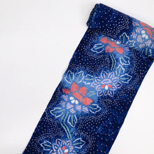 画像をギャラリービューアに読み込む, 手しぼり 浴衣反物 ゆるやか牡丹の花模様 紺色 木綿 反巾36cm カジュアル お仕立可 夏着物 反25-135