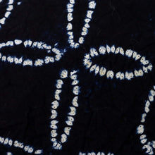 画像をギャラリービューアに読み込む, 手しぼり 浴衣反物 シンプル七宝繋 濃紺 カジュアル 木綿 夏着物 お仕立て可 和装 絞り きもの 反25-150