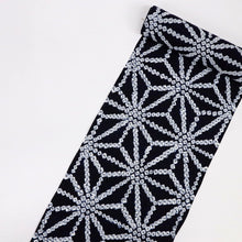 画像をギャラリービューアに読み込む, 手しぼり 浴衣反物 シンプル麻の葉模様 木綿 濃紺 木綿 反巾36.5cm カジュアル お仕立可 夏着物 反25-152