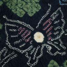 画像をギャラリービューアに読み込む, 手しぼり 浴衣反物 流水地紙に舞蝶 お仕立て可 青緑 カジュアル 木綿 夏着物 お仕立て可 和装 絞り きもの 反25-154