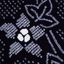 画像をギャラリービューアに読み込む, 手しぼり 浴衣反物 クレマチスの花模様 濃紺 木綿 反巾36cm カジュアル お仕立可 夏着物 反25-171