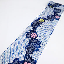 画像をギャラリービューアに読み込む, 手しぼり 浴衣反物 薔薇の花模様 青ブルー 木綿 反巾36cm カジュアル お仕立可 夏着物 反25-176