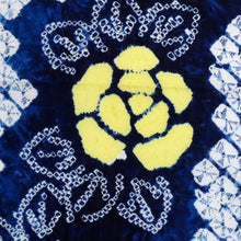 画像をギャラリービューアに読み込む, 手しぼり 浴衣反物 薔薇の花模様 青ブルー 木綿 反巾36cm カジュアル お仕立可 夏着物 反25-176