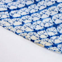 画像をギャラリービューアに読み込む, 手しぼり 浴衣反物 薔薇の花模様 青ブルー 木綿 反巾36cm カジュアル お仕立可 夏着物 反25-176