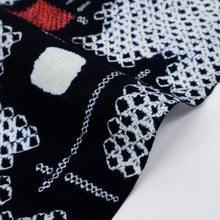 画像をギャラリービューアに読み込む, しぼり 浴衣反物 破れ格子模様 濃紺 木綿 長さ12.8m 反巾37.5cm カジュアル お仕立可 夏着物 反25-26