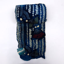 画像をギャラリービューアに読み込む, 浴衣『本場鳴海志ぼり』反物 扇子とライン 濃淡紺色 木綿 カジュアル 夏着物 お仕立て可 和装 絞り きもの 反25-31