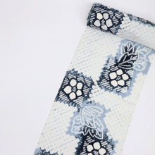 画像をギャラリービューアに読み込む, しぼり 浴衣反物 市松の花模様 灰青 木綿 反巾36cm カジュアル お仕立可 夏着物 反25-34