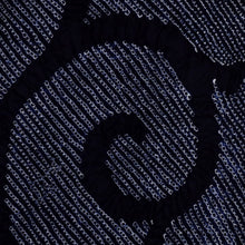 画像をギャラリービューアに読み込む, 手しぼり 浴衣反物 唐草模様総鹿の子絞り 紺 木綿 カジュアル 夏着物 お仕立て可 和装 絞り きもの 反25-54