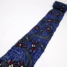 画像をギャラリービューアに読み込む, 手しぼり 浴衣反物 流水にとんぼ 濃淡紺色 カジュアル 木綿 夏着物 お仕立て可 和装 絞り きもの 反25-56