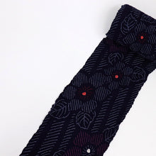 画像をギャラリービューアに読み込む, 手絞り 浴衣反物『本場有松しぼり』彩りの花模様 濃紺 カジュアル 木綿 夏着物 お仕立て可 和装 絞り きもの 反25-71