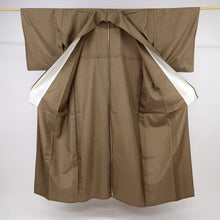 画像をギャラリービューアに読み込む, 【中古】単衣『本場縞大島』紬 みじん格子縞模様 濃淡茶 証紙有 カジュアル 作家落款有 身丈162cm 裄丈68cm 正絹着物 TC6-4