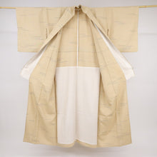 画像をギャラリービューアに読み込む, 【中古】単衣 希少『ざざんざ織り』紬 横段霞 淡いベージュ カジュアル 身丈160cm 裄丈67cm 正絹 TY7-10