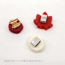 画像をギャラリービューアに読み込む, 【和三盆 帯留め うさぎ 椿】かわいい おしゃれ小物 おびどめ 日本製 兎 つばき 花 二分紐 三分紐 帯締め 小紋 しゃれ着 付下げ 着物 浴衣 着付 和菓子