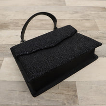 画像をギャラリービューアに読み込む, 【中古】印傳屋 和装バッグ 黒鹿革×黒漆 変わり菊唐草 冠婚葬祭 着物に合わせ z4-36