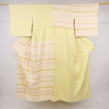 画像をギャラリービューアに読み込む, 【中古】訪問着 煌びやか横段に小さな花の刺繍 背紋有 淡黄色 身丈157cm 裄丈68.5cm msize 仕立て上がり 袷正絹着物  SY3-5
