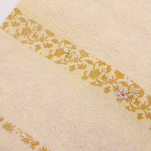 画像をギャラリービューアに読み込む, 【中古】訪問着 煌びやか横段に小さな花の刺繍 背紋有 淡黄色 身丈157cm 裄丈68.5cm msize 仕立て上がり 袷正絹着物  SY3-5
