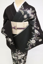 画像をギャラリービューアに読み込む, 【中古】訪問着 極上刺繍 麗しの花唐草模様 長尺 フォーマル 略礼装 黒紫色 ブラック 身丈169cm 裄丈70.5cm 袷正絹着物 きもの 和装HB12-17
