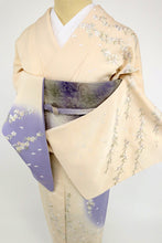 画像をギャラリービューアに読み込む, 【中古】訪問着 極上刺繍 花びら舞う桜の花模様 フォーマル 略礼装 藤クリーム色 身丈168cm 裄丈69cm 袷正絹着物 HY1-42 lsize
