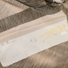 画像をギャラリービューアに読み込む, 【中古】付下げ かすれ縞の横段熨斗目柄 灰茶 丹後ちりめん 身丈162cm 裄丈65.5cm 袷正絹着物 msize［きものふりく］SY12-3
