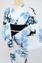 画像をギャラリービューアに読み込む, 【中古】撫松庵 長尺 洗える♪浴衣 菖蒲の花とツバメ 白 化繊 小紋 身丈167cm 裄丈67.5cm 夏着物 lsize トールサイズ［きものふりく］US6-2
