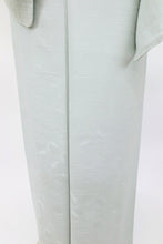 画像をギャラリービューアに読み込む, 【中古】長尺 色無地 線霞に雪輪の地紋 背紋有 灰黄緑 水色 セミフォーマル 身丈171.5cm 裄丈68cm 袷正絹着物 lsize トールサイズ IG1-3
