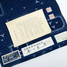 画像をギャラリービューアに読み込む, 反物 訳あり『会津もめん』『阿波しじら織』本場正藍染『香川卓美』折り鶴抜染 木綿着物 反巾36.5cm お仕立可［きものふりく］反26-88【古反】
