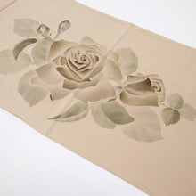 画像をギャラリービューアに読み込む, 【中古】ショール 淡いベージュ 薔薇の花模様 約52cm×180cm 正絹着物上 CY2-28
