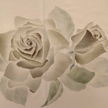 画像をギャラリービューアに読み込む, 【中古】ショール 淡いベージュ 薔薇の花模様 約52cm×180cm 正絹着物上 CY2-28
